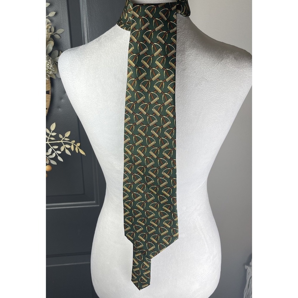 Vintage Rare Burberry Horse Stirrups Equestrian Made In The USA Silk Green Tie